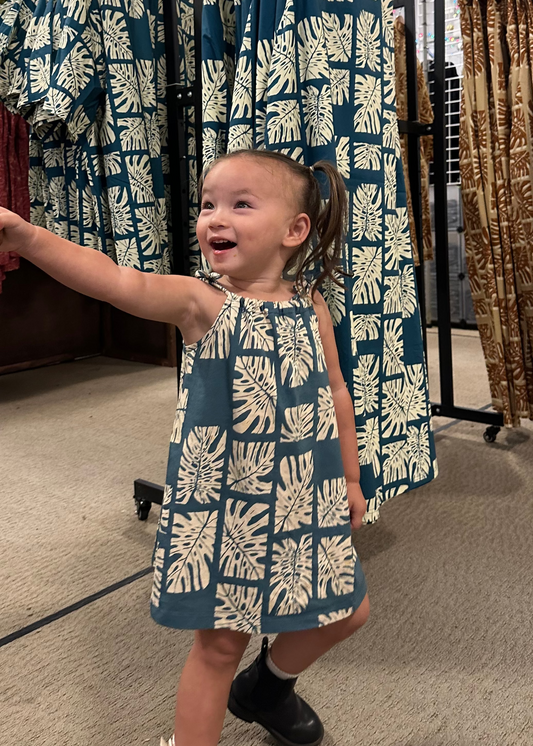 Monstera Girlʻs Dress